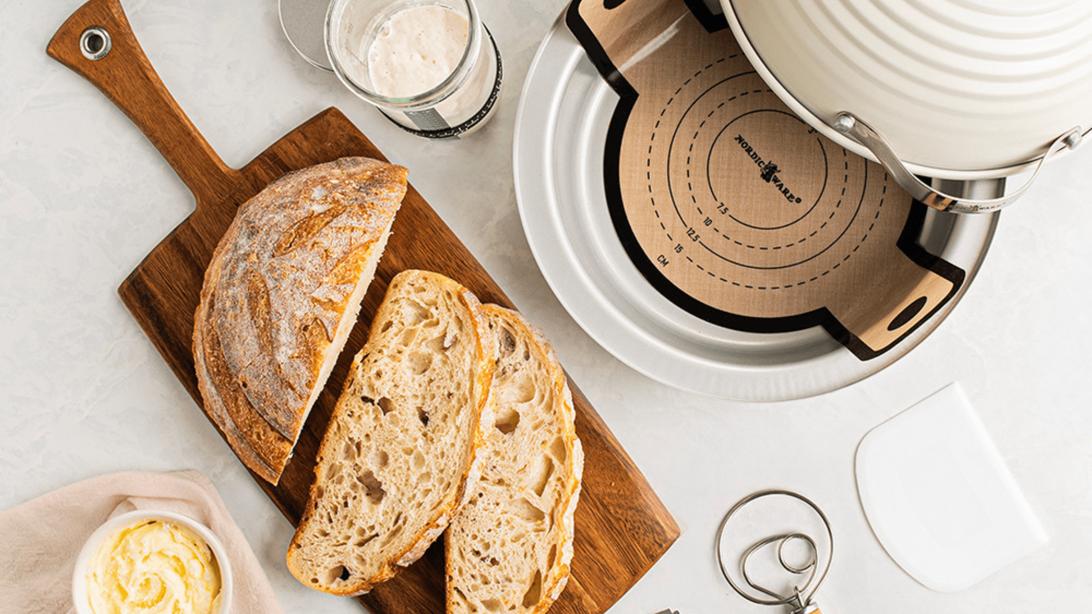 Best Gift Guide For Crunchy-ish Moms: Ideas for Mother's Day, Christmas & Beyond