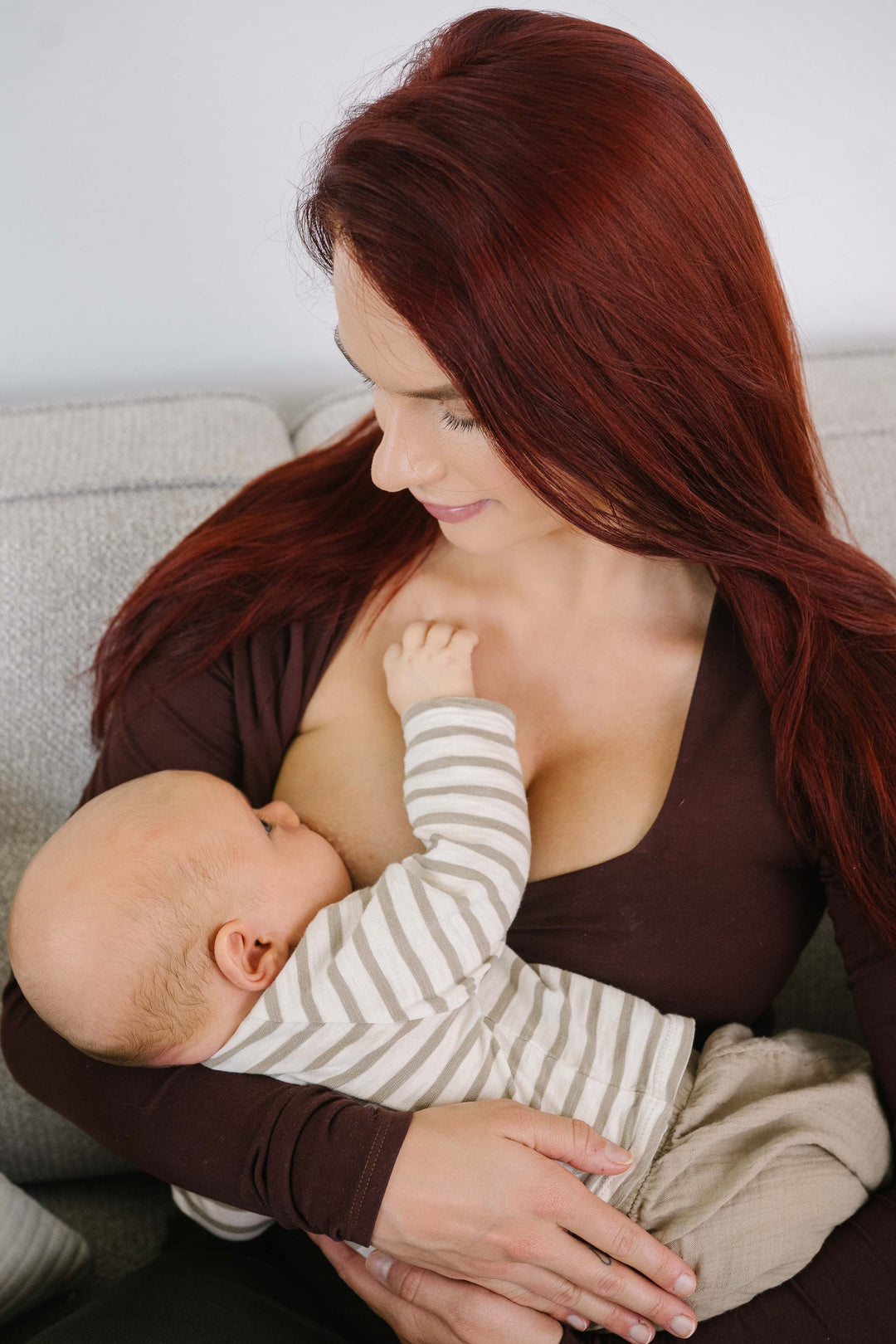 Diet for Breastfeeding: A Complete Guide for the First 40 Days and Beyond