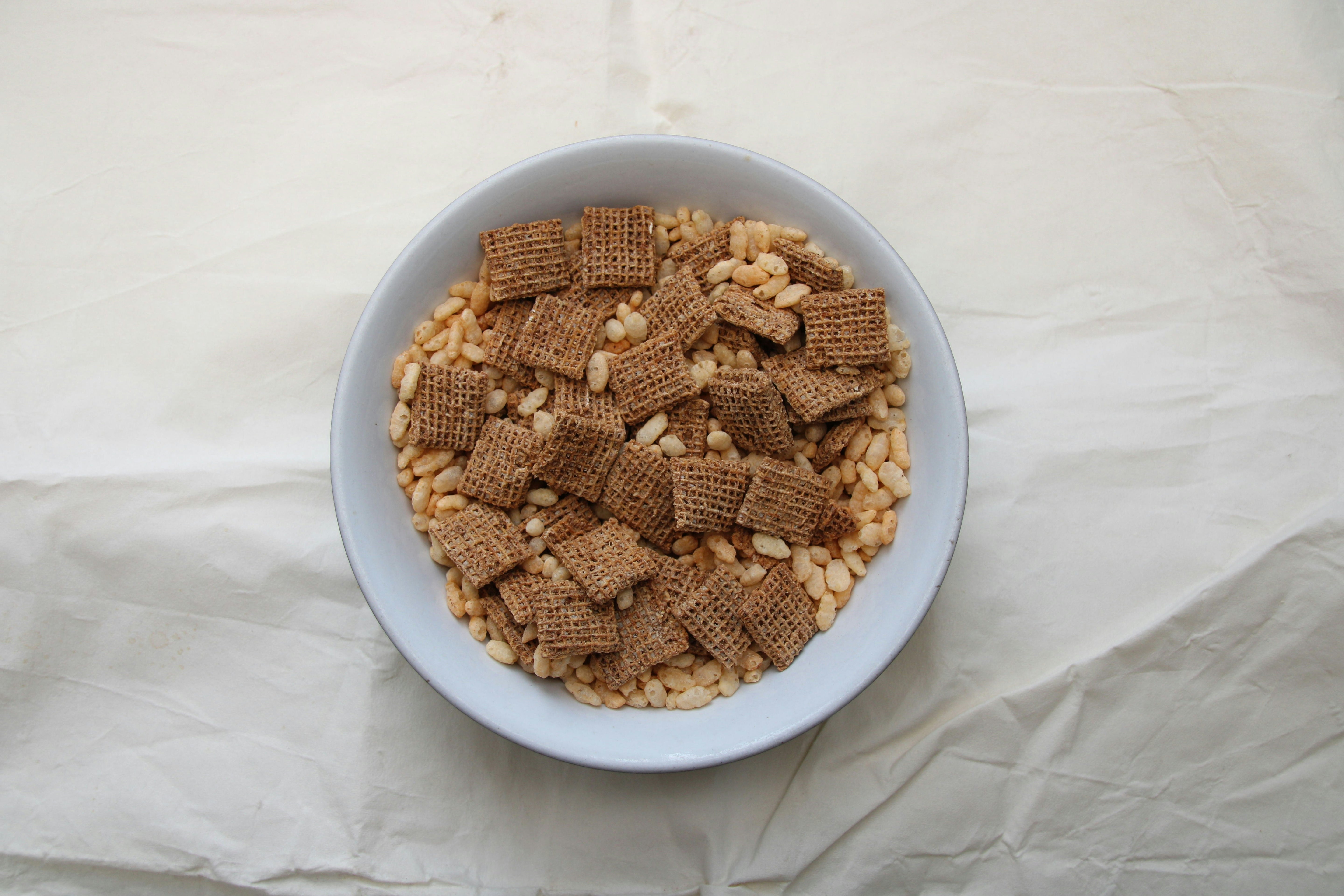 Why Cereal Isn't the Ideal First Food for Your Baby